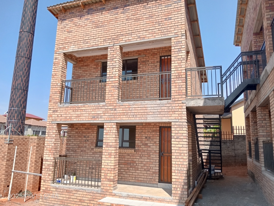 To Let 1 Bedroom Property for Rent in Tlhabane West North West